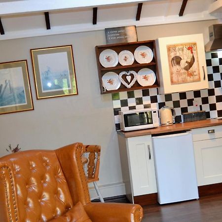 Вилла Arrowwood Self Catering Кингтон Экстерьер фото